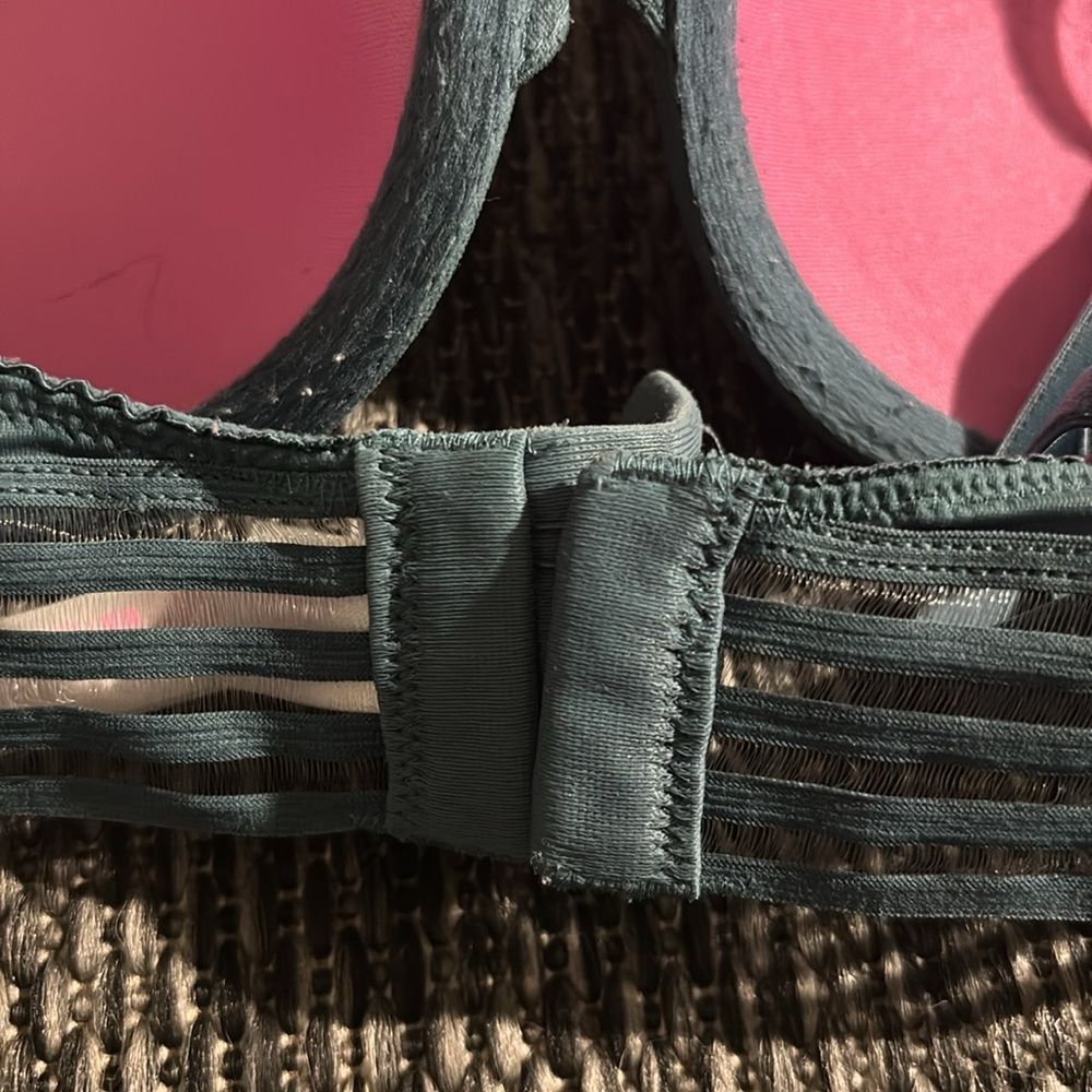 PINK Victoria's secret wear everywhere lightly lined bras - Picture 11 of 13